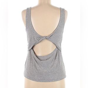 🎯NWOT Beyond Yoga Twisted Open Back Tank Top Gray Size Medium